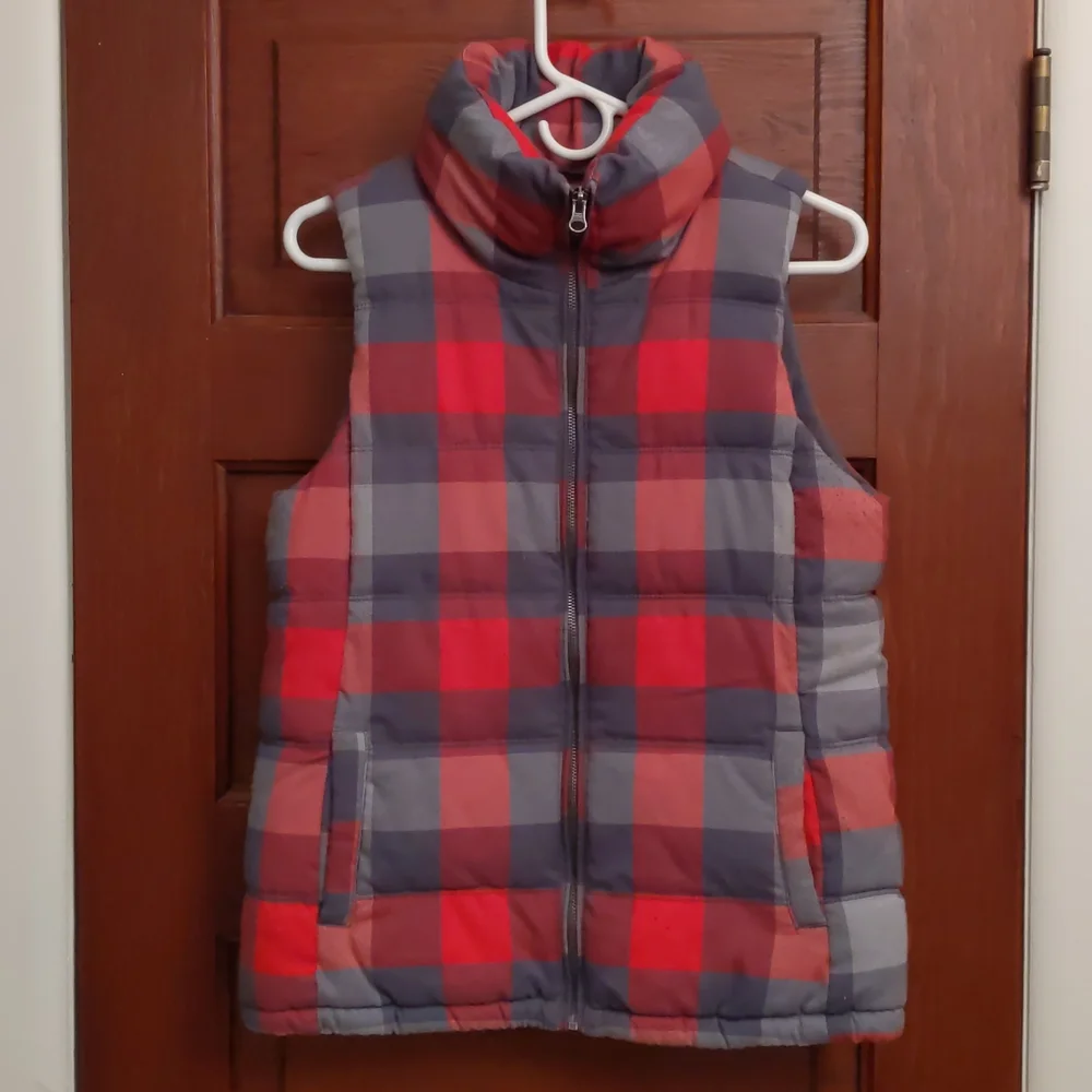 Old Navy Women's Small Plaid Puffer Vest - Picture 1 of 5